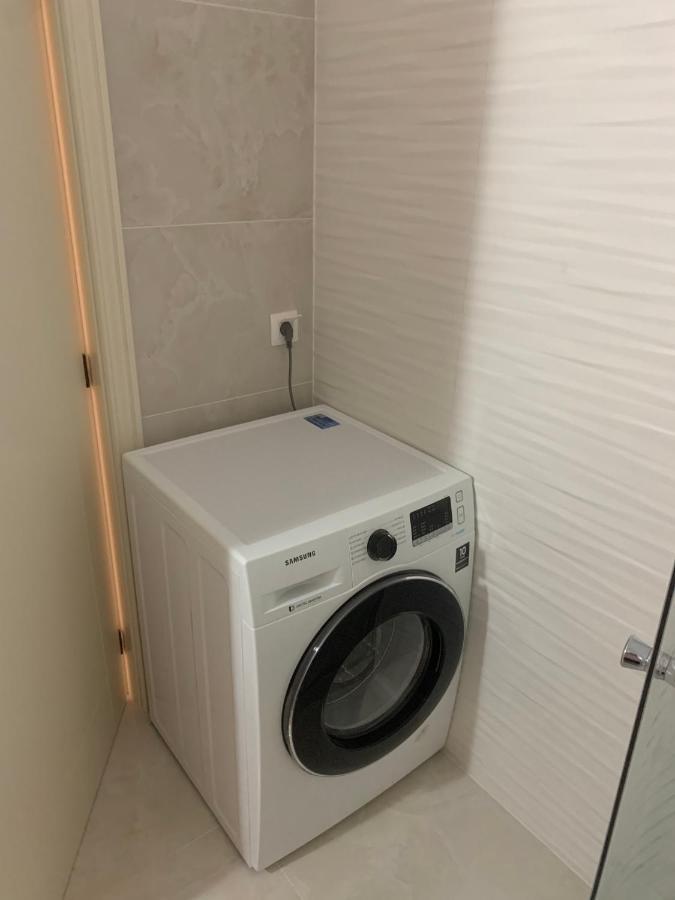 פלוייסטי Ioana Home מראה חיצוני תמונה