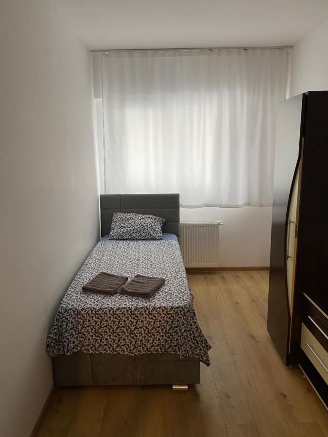 פלוייסטי Ioana Home מראה חיצוני תמונה